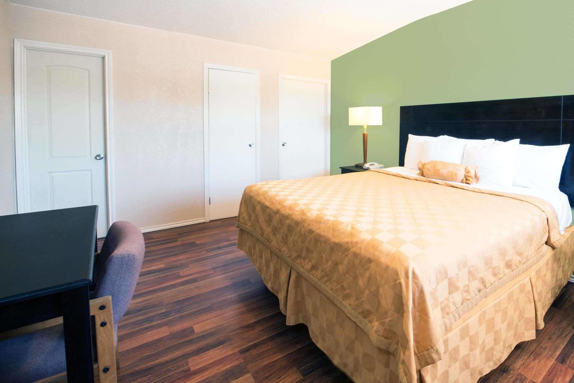 Executive & Kitchenette Suites-eagle Pass 2* Eagle Pass